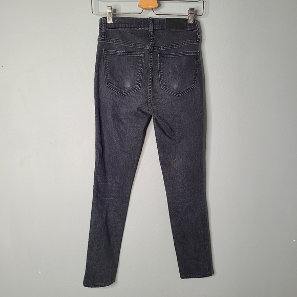 Madewell 10" High-Rise Skinny Jeans in Eclipse Wash - Picture 7 of 9